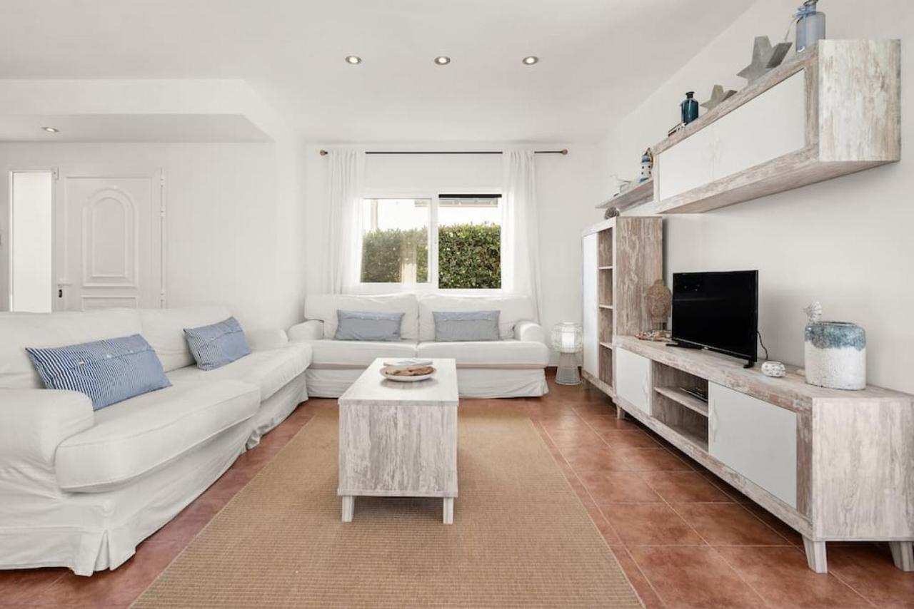 Villa Santa Helena Es Mercadal Ngoại thất bức ảnh