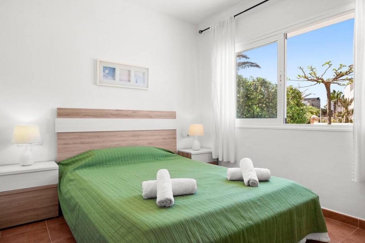 Villa Santa Helena Es Mercadal Ngoại thất bức ảnh